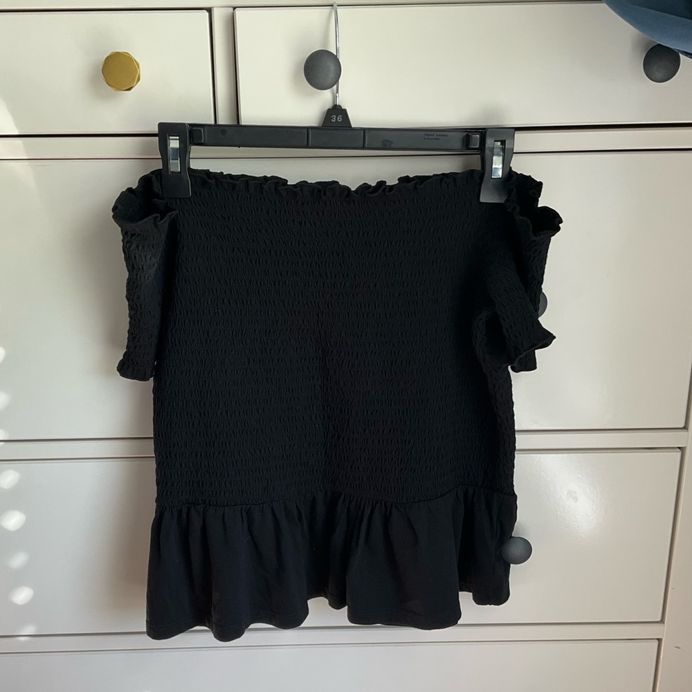 AE off the shoulder top